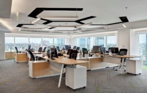 Oficinas modernas de Bayer Uruguay por Contract Workplaces