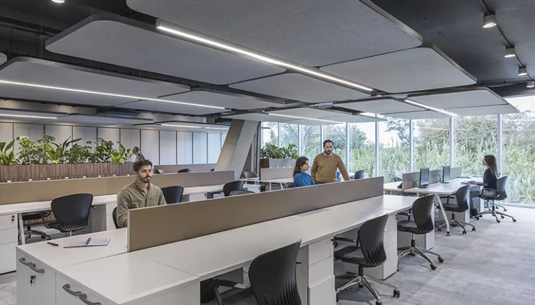 Remodelación de oficina de Cliente confidencial Argentina por Contract Workplaces
