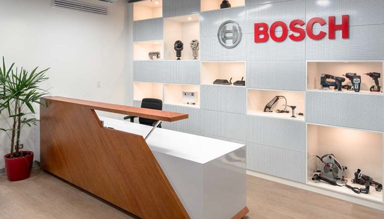 Diseño de las oficinas de Bosch Perú por Contract Workplaces