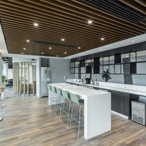 Coffee de Dhelos construido por Contract Workplaces