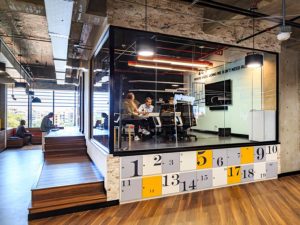 Diseño de oficinas de Geometry Global en Colombia por Contract Workplaces