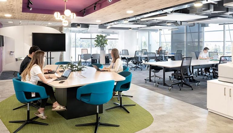 Diseño de Oficinas Unilever Chile por Contract Workplaces