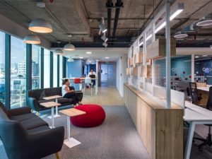 Oficinas interior modernas ABB Perú por Contract Workplaces