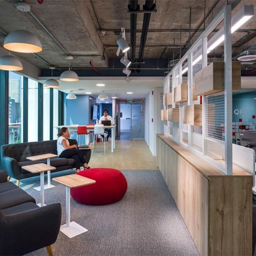 Oficinas interior modernas ABB Perú por Contract Workplaces