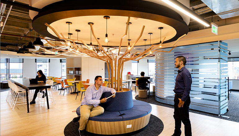 Diseño de oficinas Rockwell Colombia por Contract Workplaces