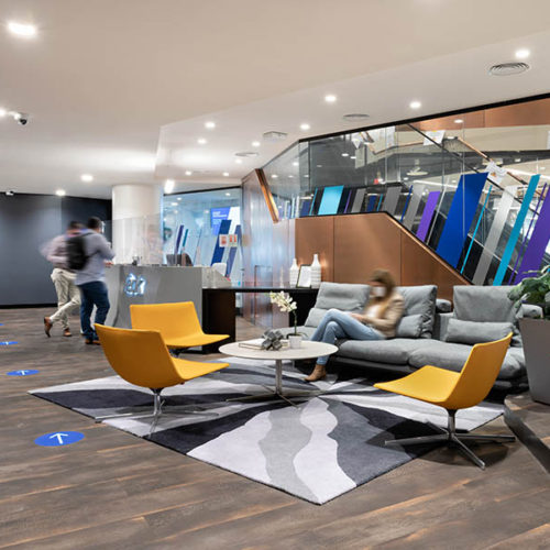 Diseño-de-Oficina-Teck-Chile-por-Contract-Workplaces