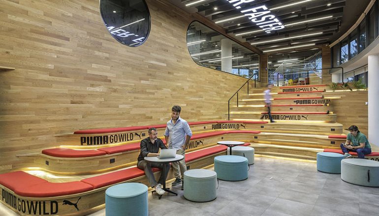 Diseño de oficinas de Puma Argentina por Contract Workplaces