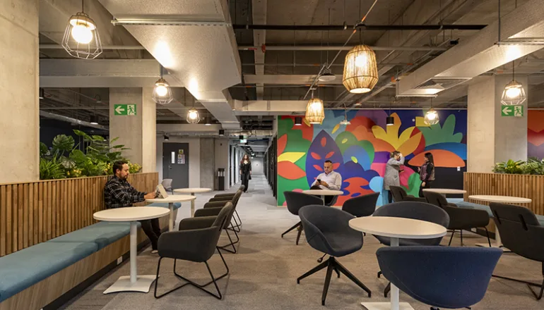 Diseño corporativo de oficinas de Emapta Colombia por Contract Workplaces