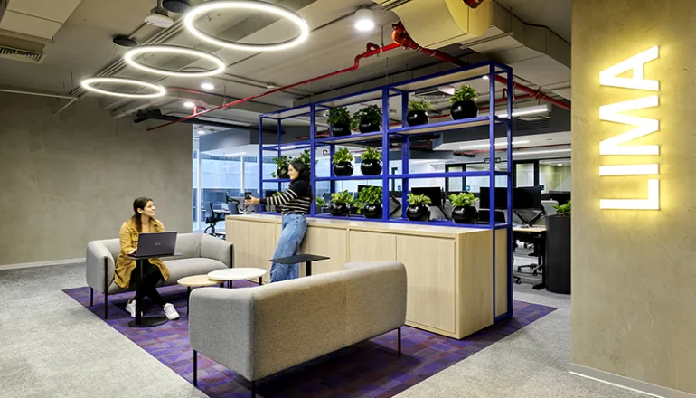 Remodelación de oficinas de Paysafe Perú por Contract Workplaces
